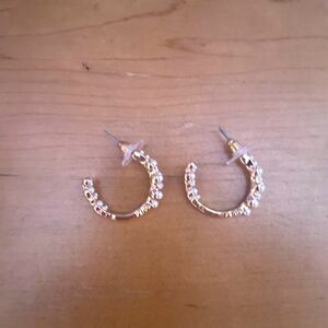 Elegant Gold Hoop Earrings